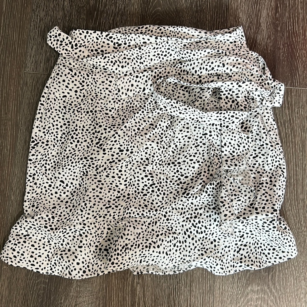 White and black polka dot wrap mini skirt